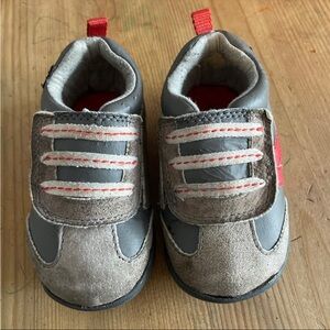 🔥Carter’s baby  shoes